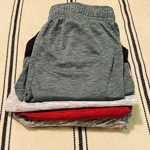 Lot of boys Old Navy shorts, size L 10-12